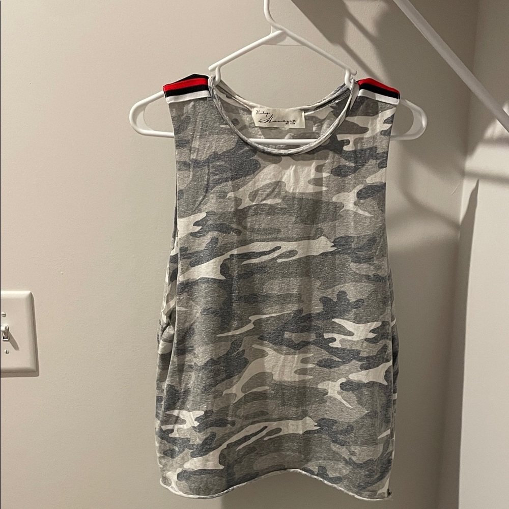 Vintage Havana Camouflage Muscle Tee with Red Highlights
